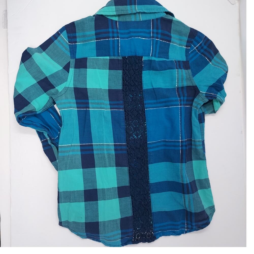 🔴3/$20 (2) Plaid Button Down Long Sleeves Size 7 - Picture 5 of 7